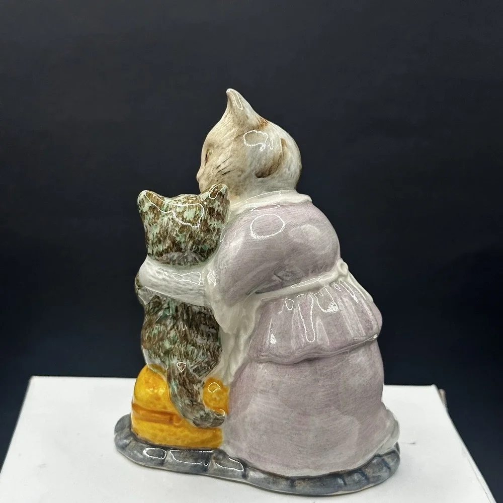 BEATRIX POTTER'S - Tabitha Twitchit and Miss Moppet Beswick‎ England